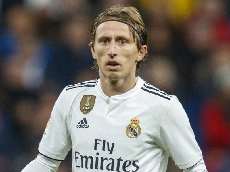 مودريتش يحصد جائزة القدم الذهبية لعام 2019 متفوقاً على ميسي ورونالدو